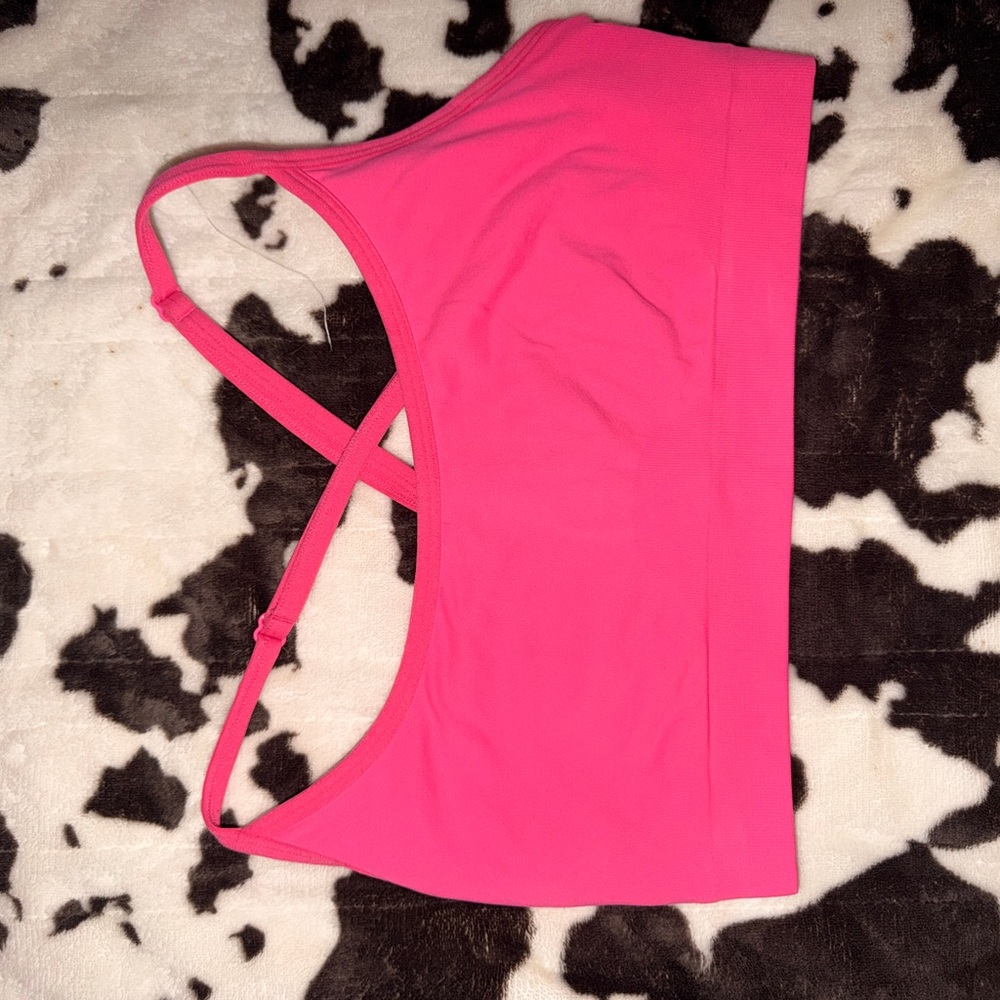 Fabletics Sleek Seamless Strappy Low Impact Bra in Pink Cactus